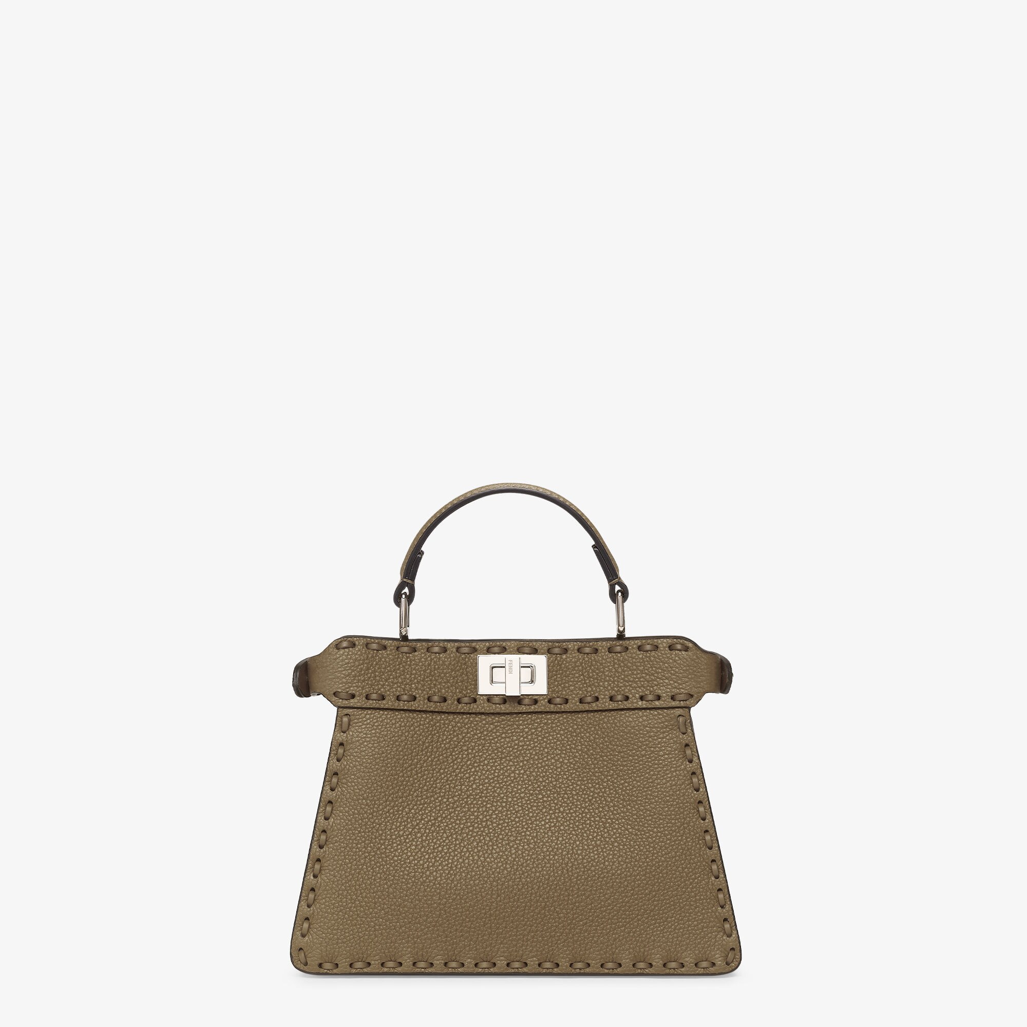 【FENDI】 ピーカブー ソフト スモール グリーン フェンディ「ピーカブー ソフト スモール」バッグ、“抹茶”や