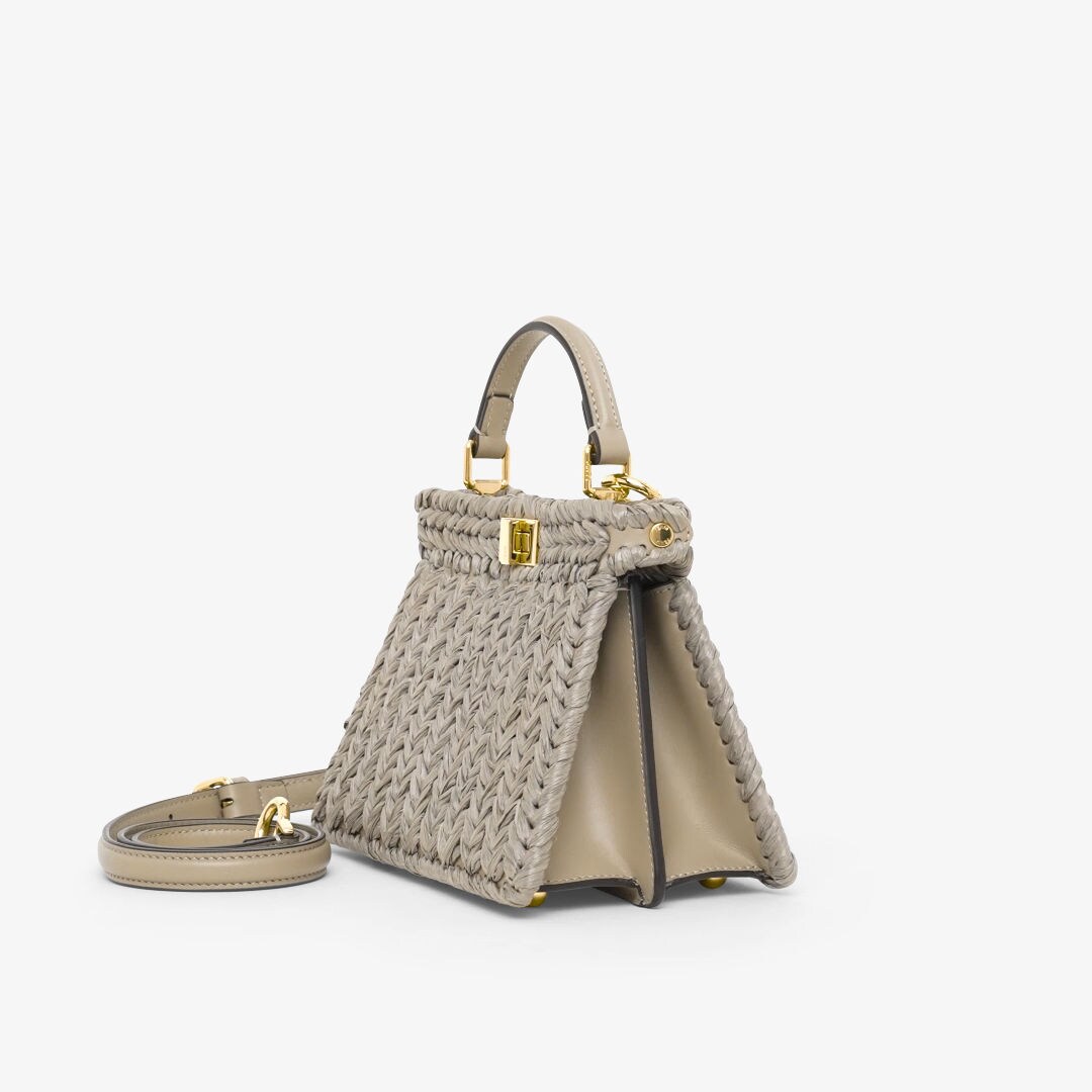 【FENDI】ピーカブー ISeeU S カメリア シルク インターレース フェンディ、シアリングインターレースの「ピーカブー」カプセル