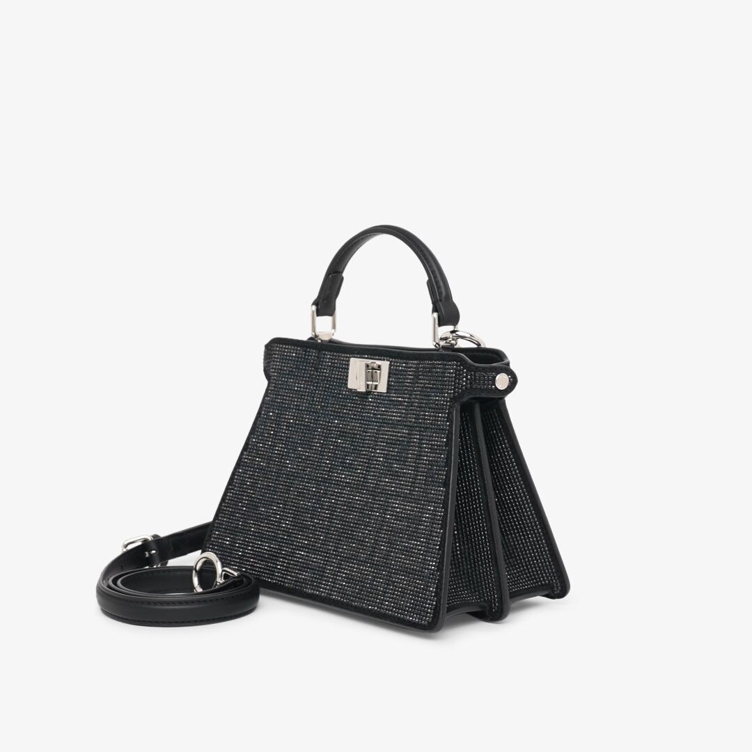 حقيبة Peekaboo ISeeU بحجم صغير جداً خرز أو كريستال أسود | Fendi