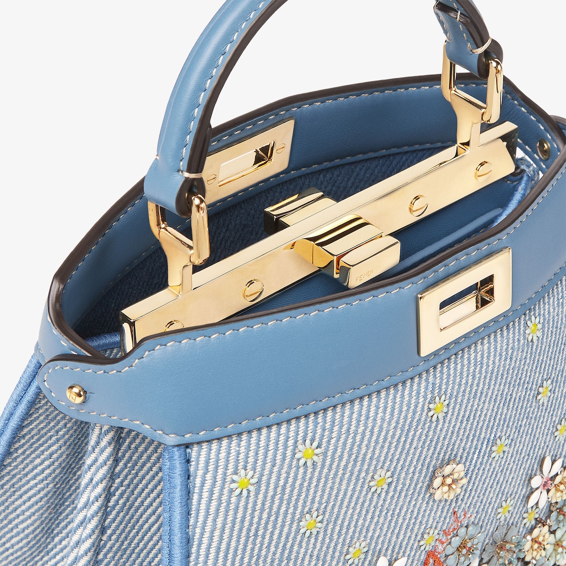 フェンディ Peekaboo Bags ウィ ウィメンズ コレクション | FENDI JP フェンディ Peekaboo Bags ウィ ウィメンズ コレクション | FENDI JP