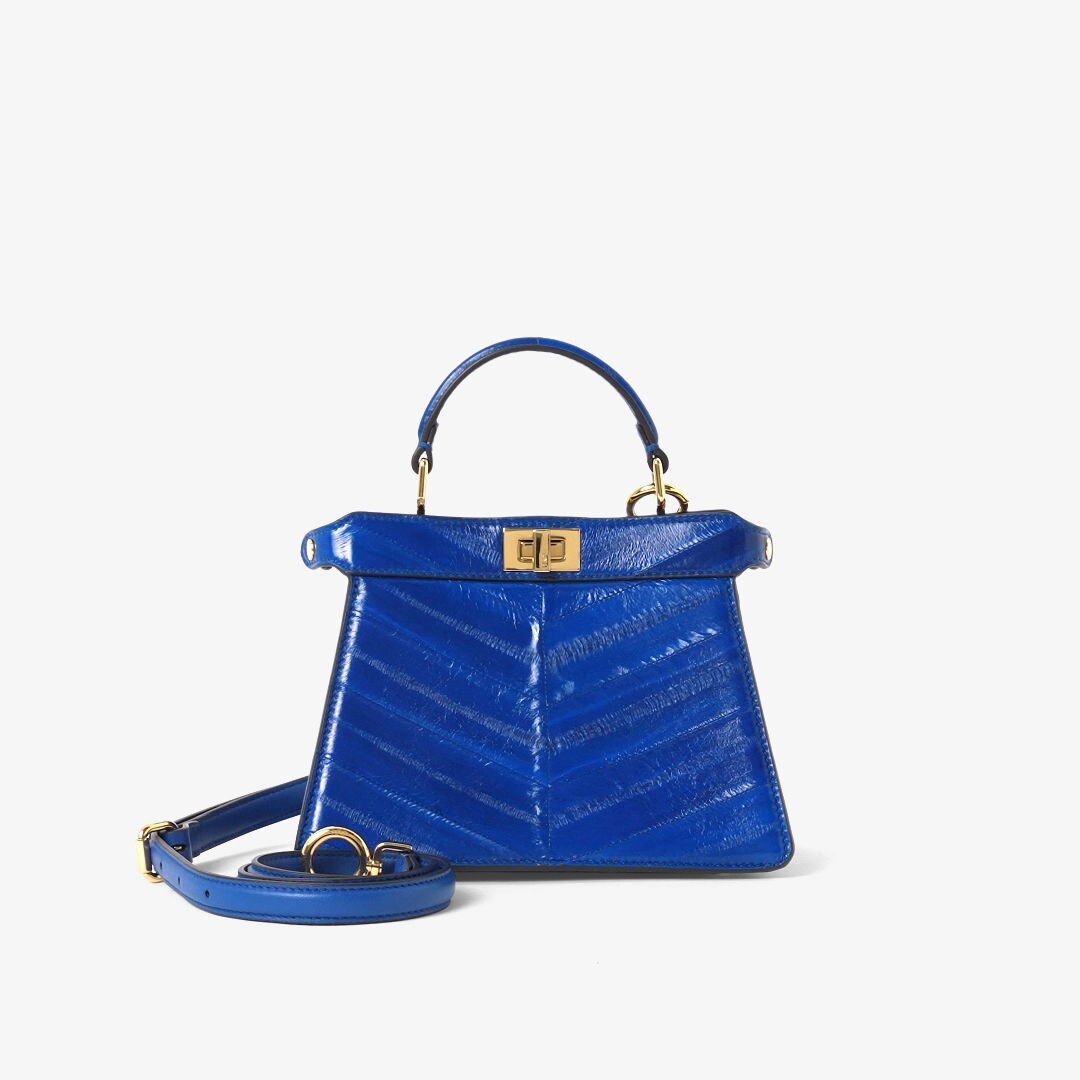 Peekaboo ISeeU Petite