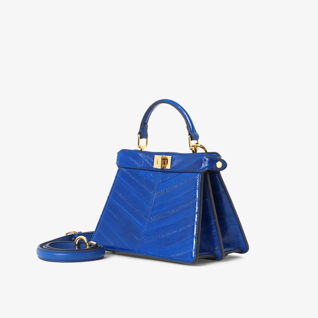 Peekaboo ISeeU Petite