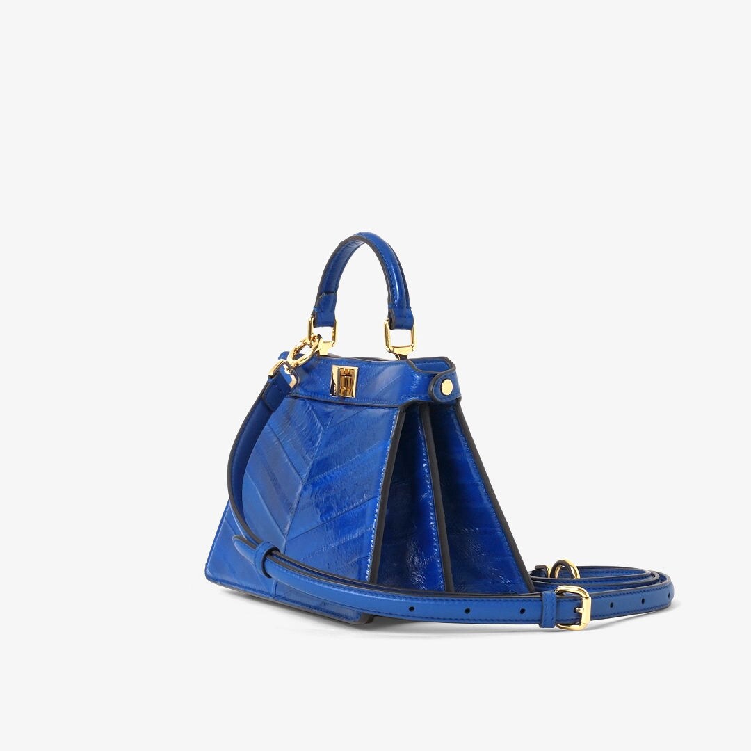 Peekaboo ISeeU Petite