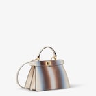 حقيبة Peekaboo ISeeU بحجم صغير جداً الصورة 3 من 7