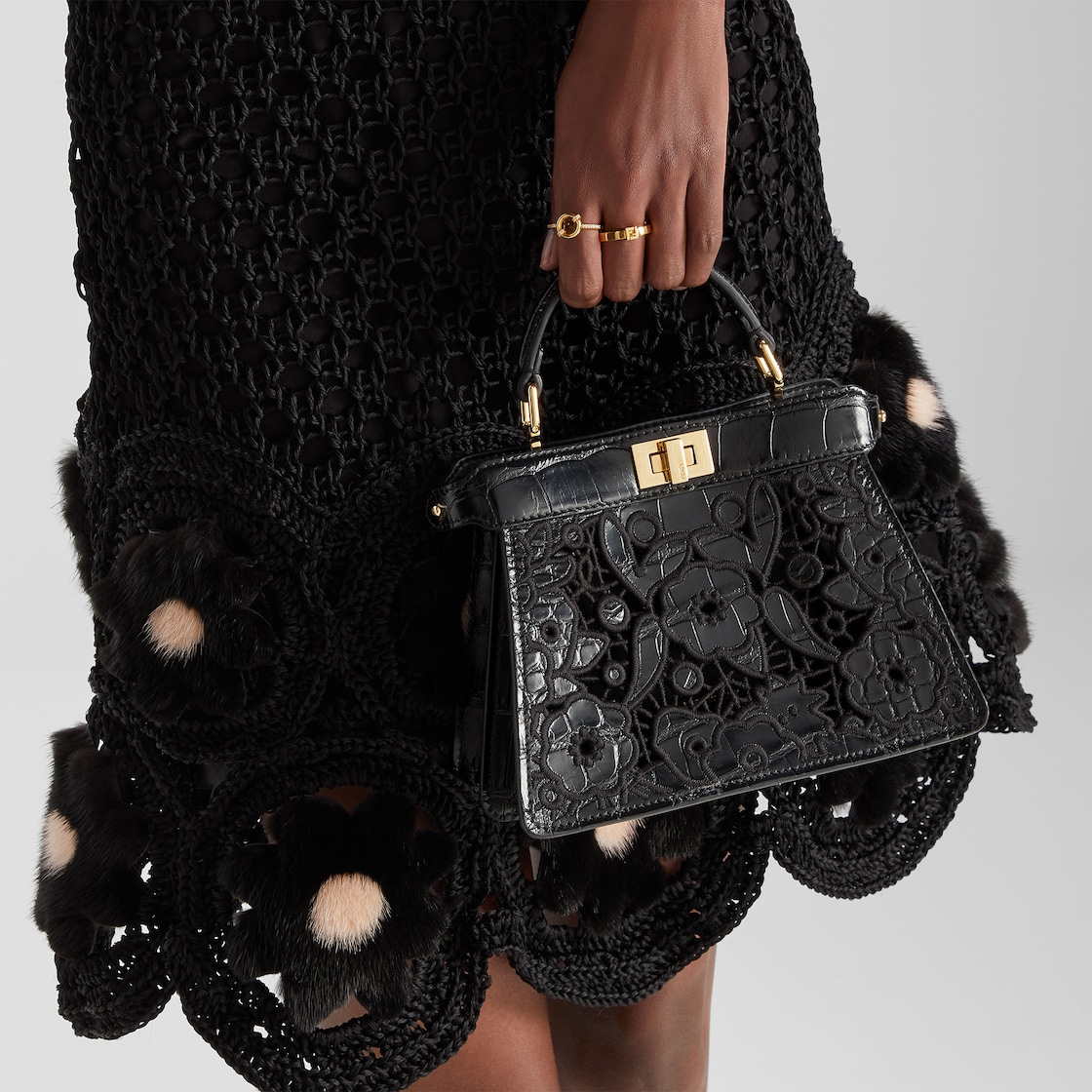 Peekaboo ISeeU Petite