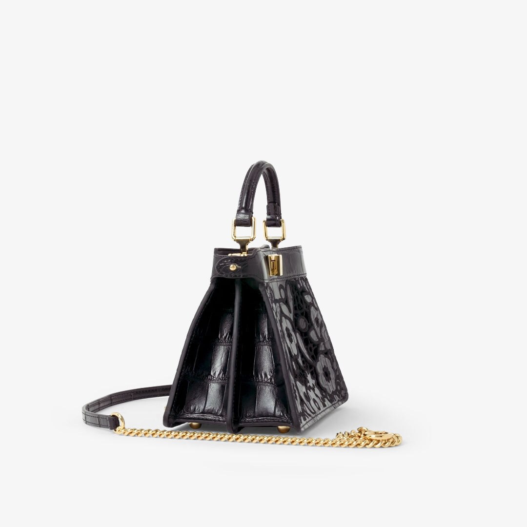 حقيبة Peekaboo ISeeU بحجم صغير جداً