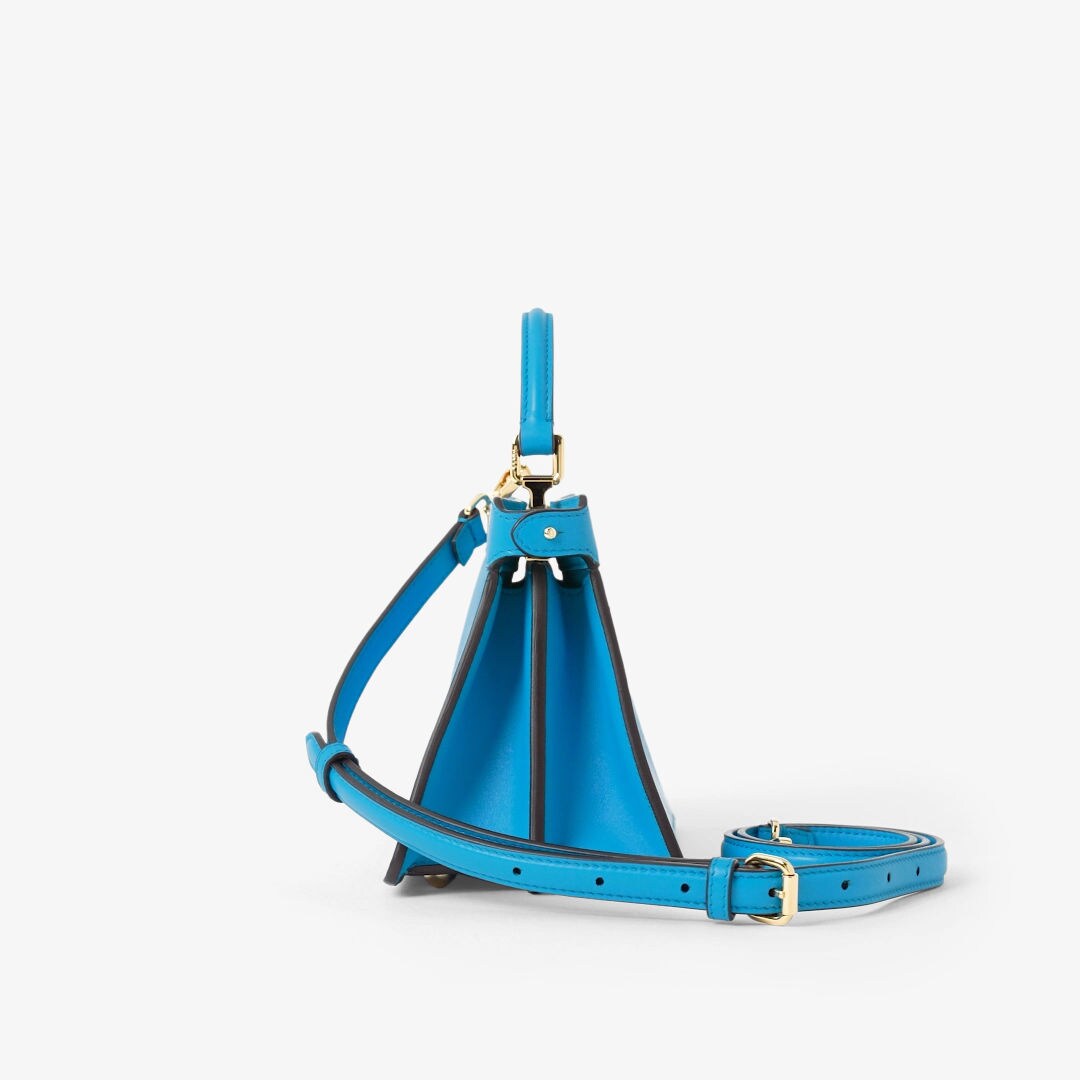 Peekaboo ISeeU Petite