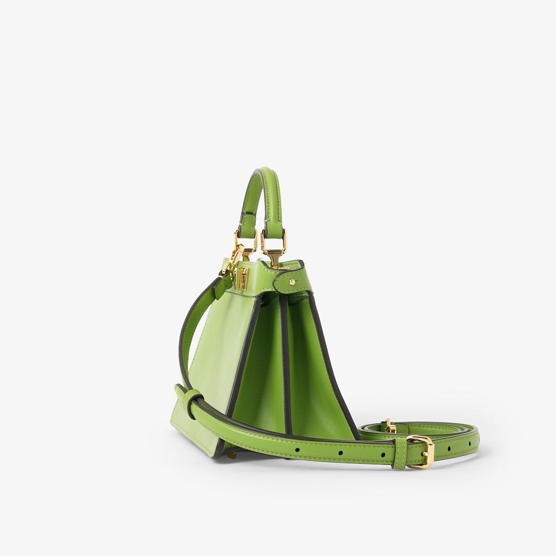 Peekaboo ISeeU Petite