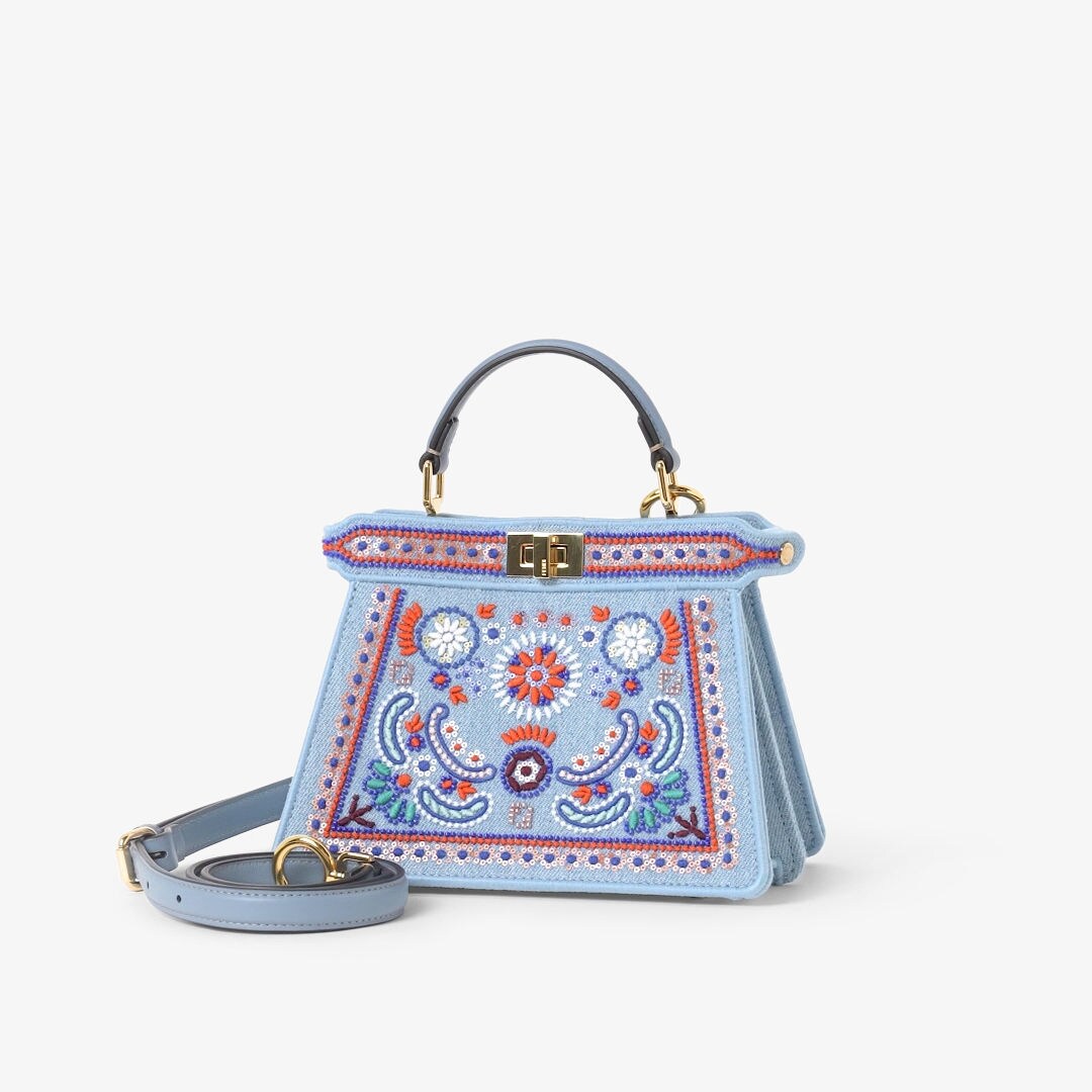 Peekaboo ISeeU Petite