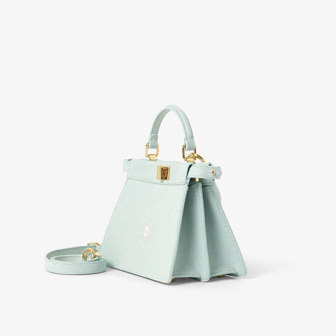 Peekaboo ISeeU Petite