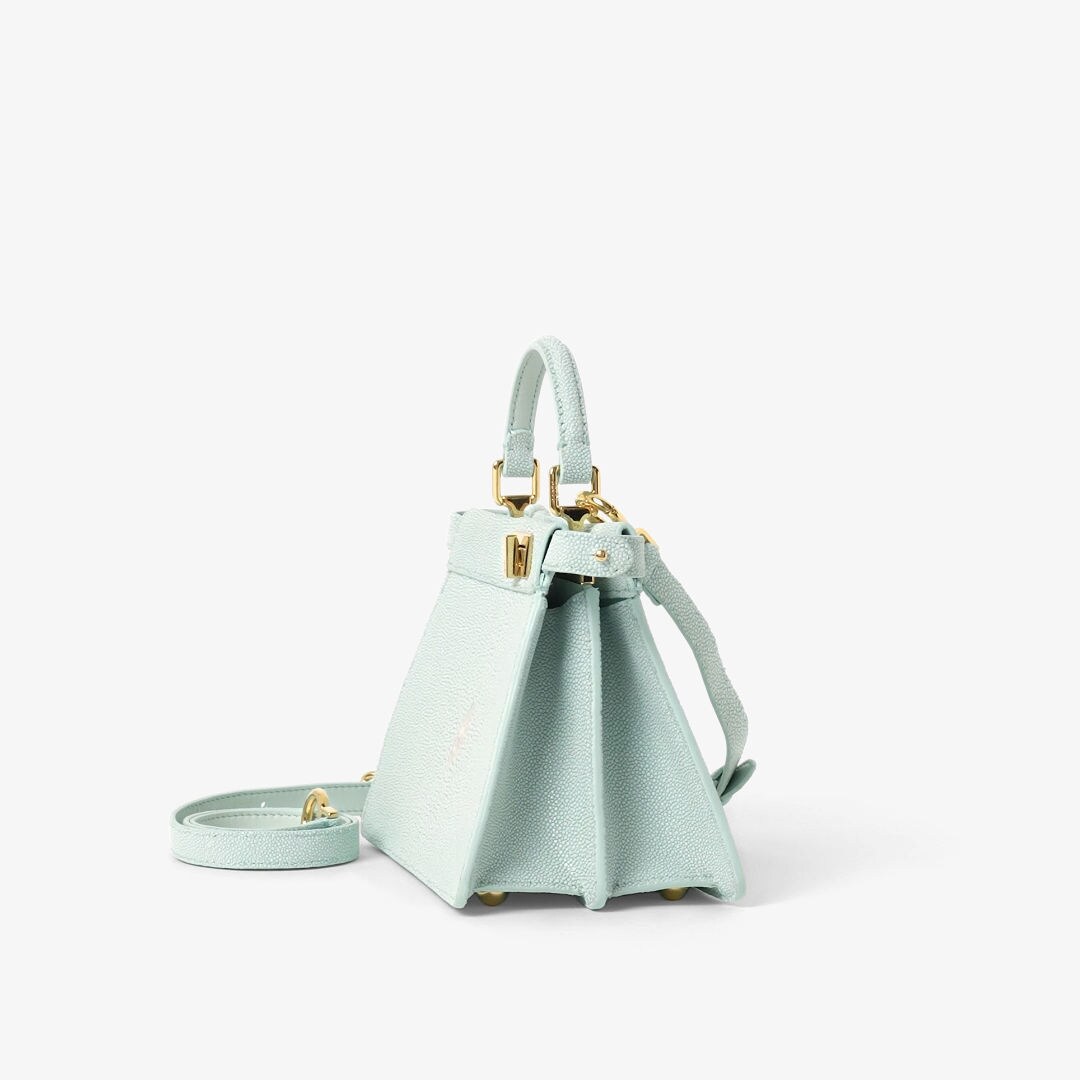 Peekaboo ISeeU Petite