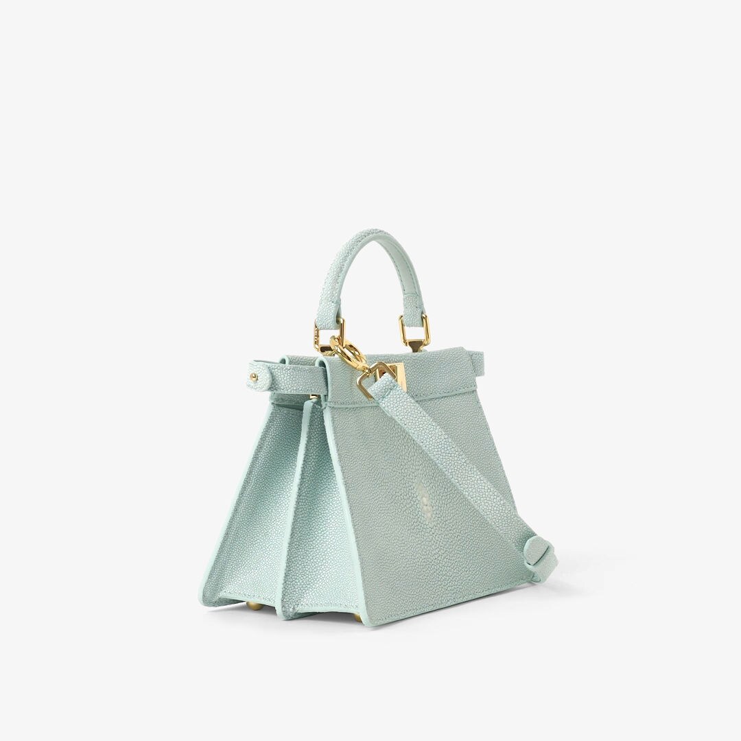 Peekaboo ISeeU Petite