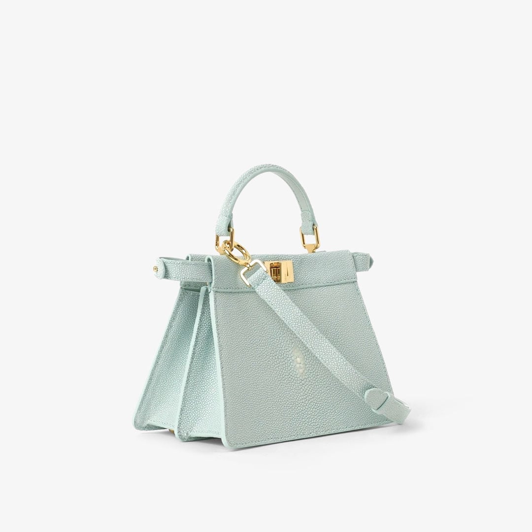 Peekaboo ISeeU Petite