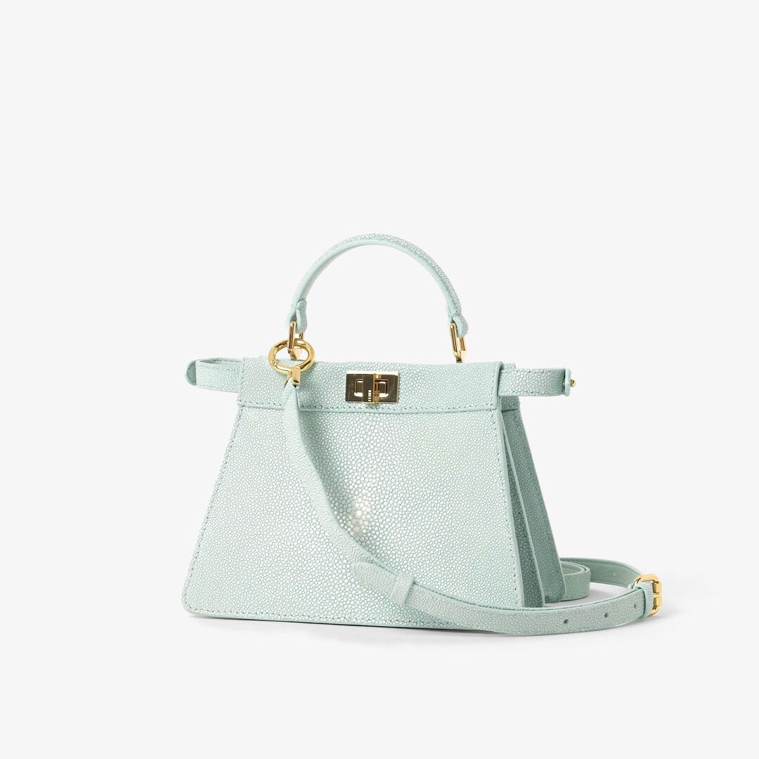 Peekaboo ISeeU Petite