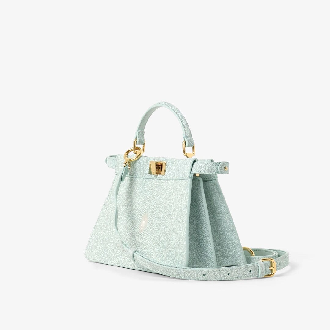 Peekaboo ISeeU Petite