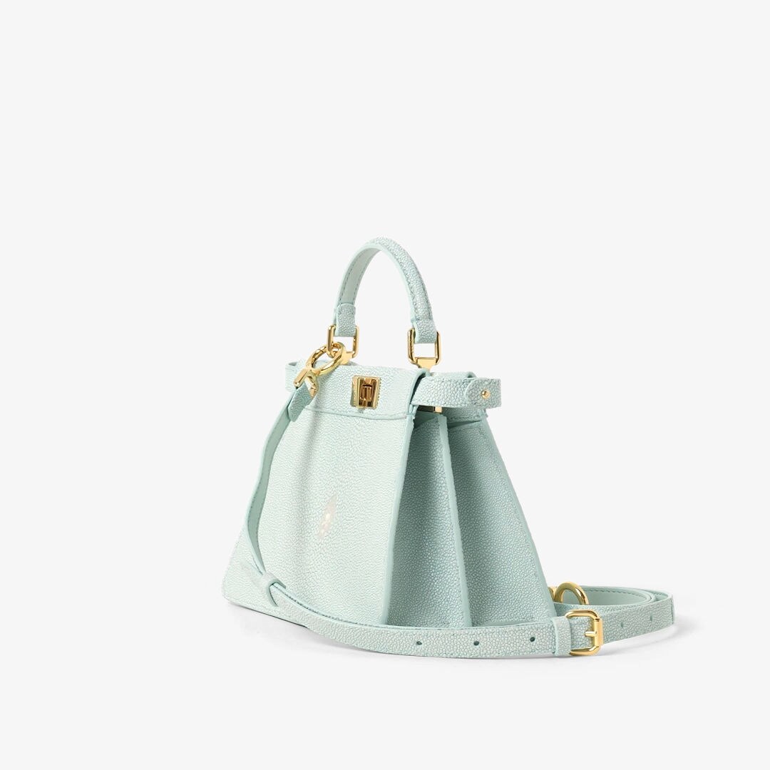 Peekaboo ISeeU Petite