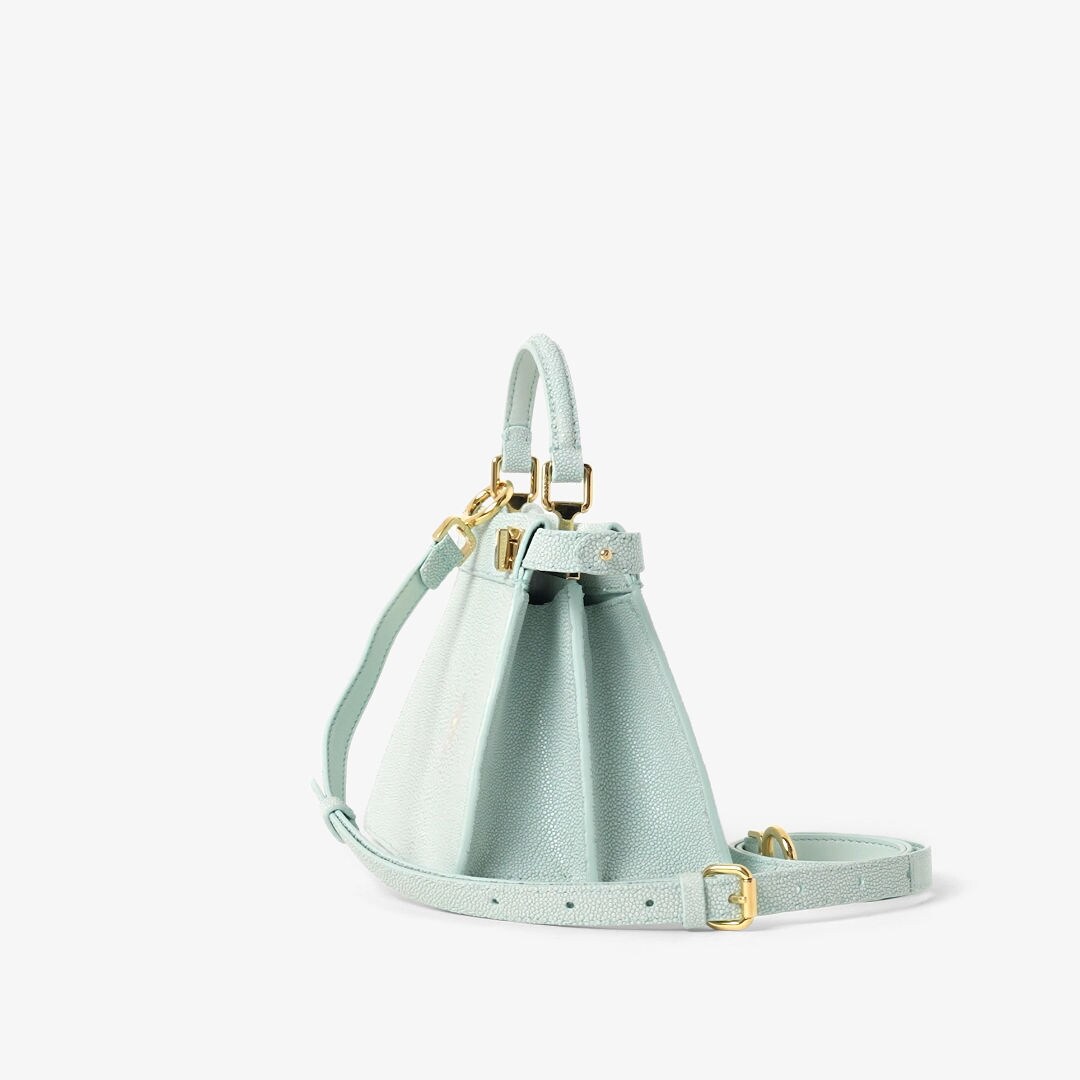 Peekaboo ISeeU Petite