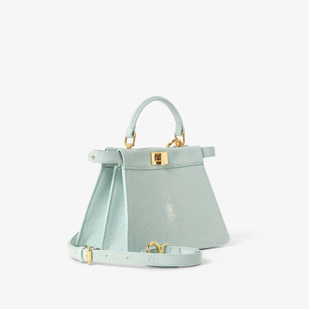 Peekaboo ISeeU Petite