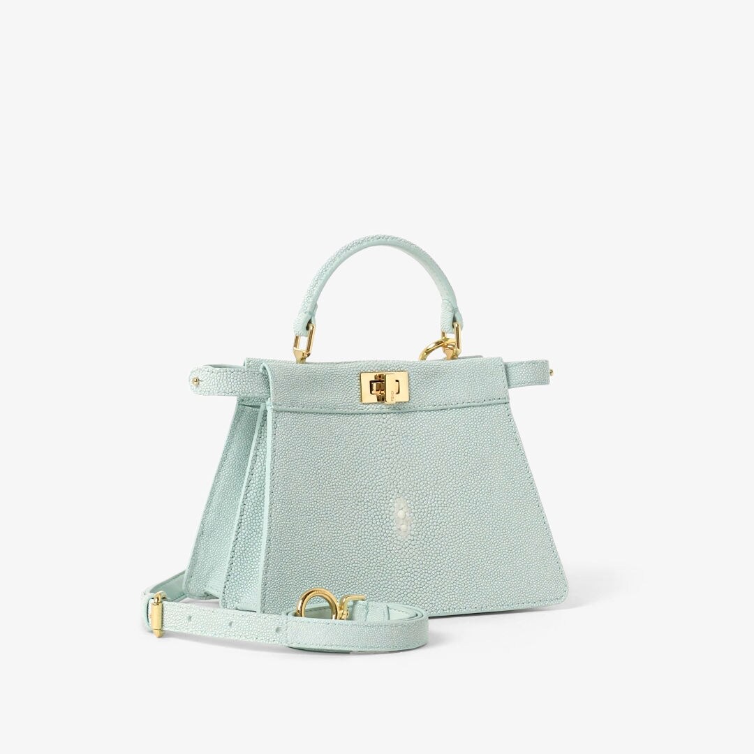 Peekaboo ISeeU Petite