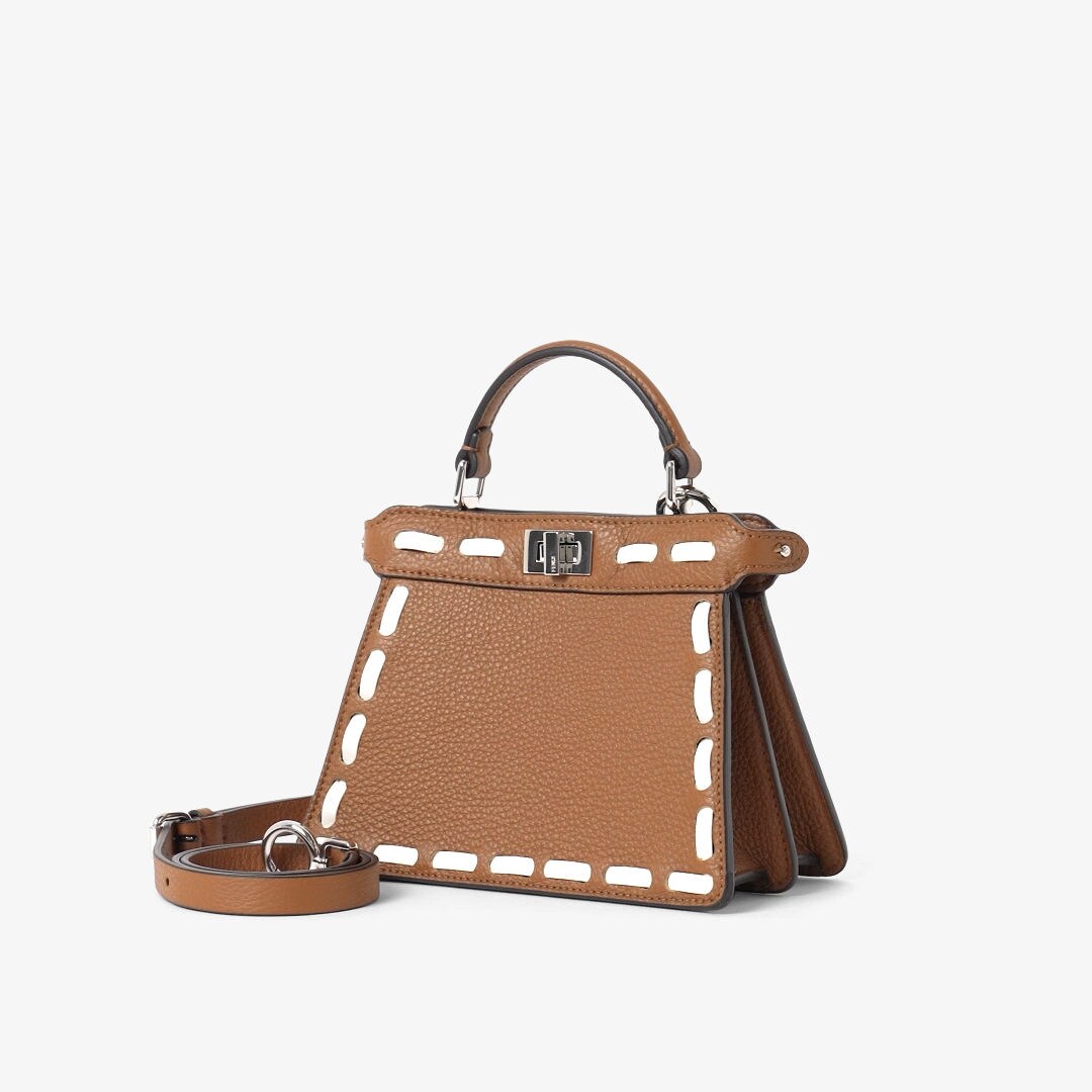 حقيبة Peekaboo ISeeU بحجم صغير جداً