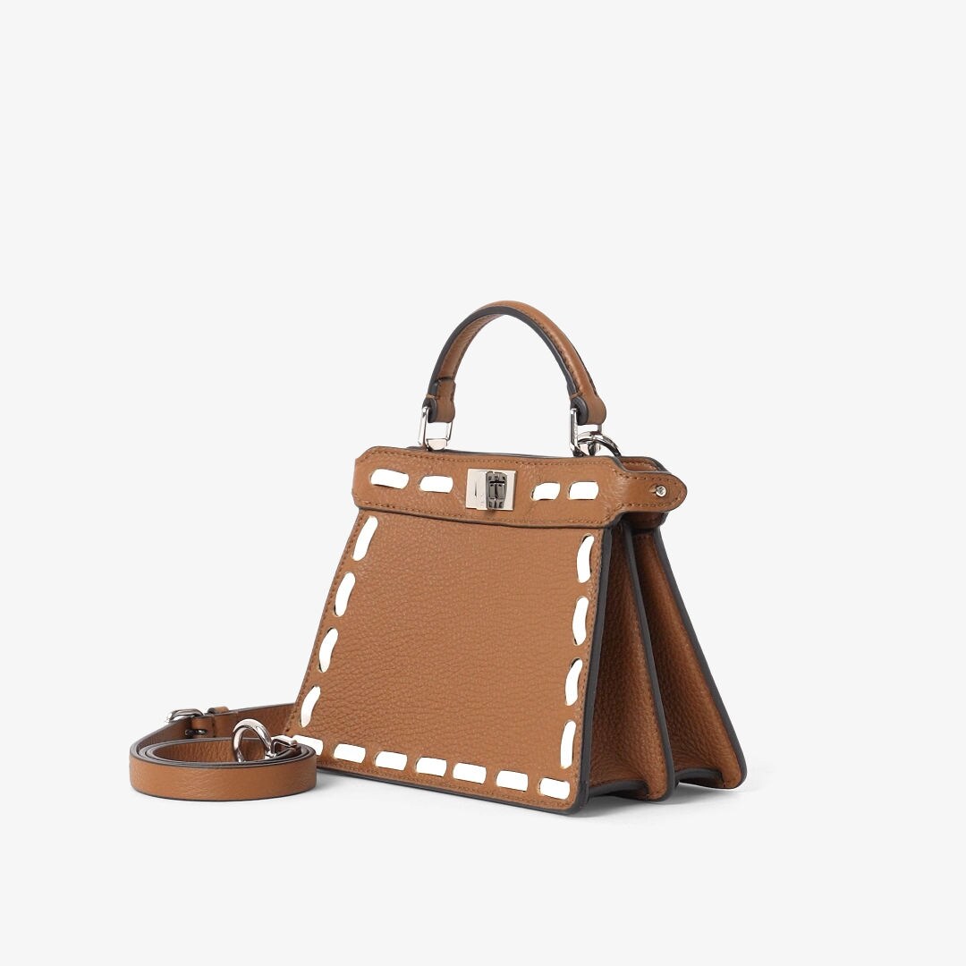 حقيبة Peekaboo ISeeU بحجم صغير جداً