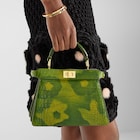 حقيبة Peekaboo ISeeU بحجم صغير جداً الصورة 6 من 6