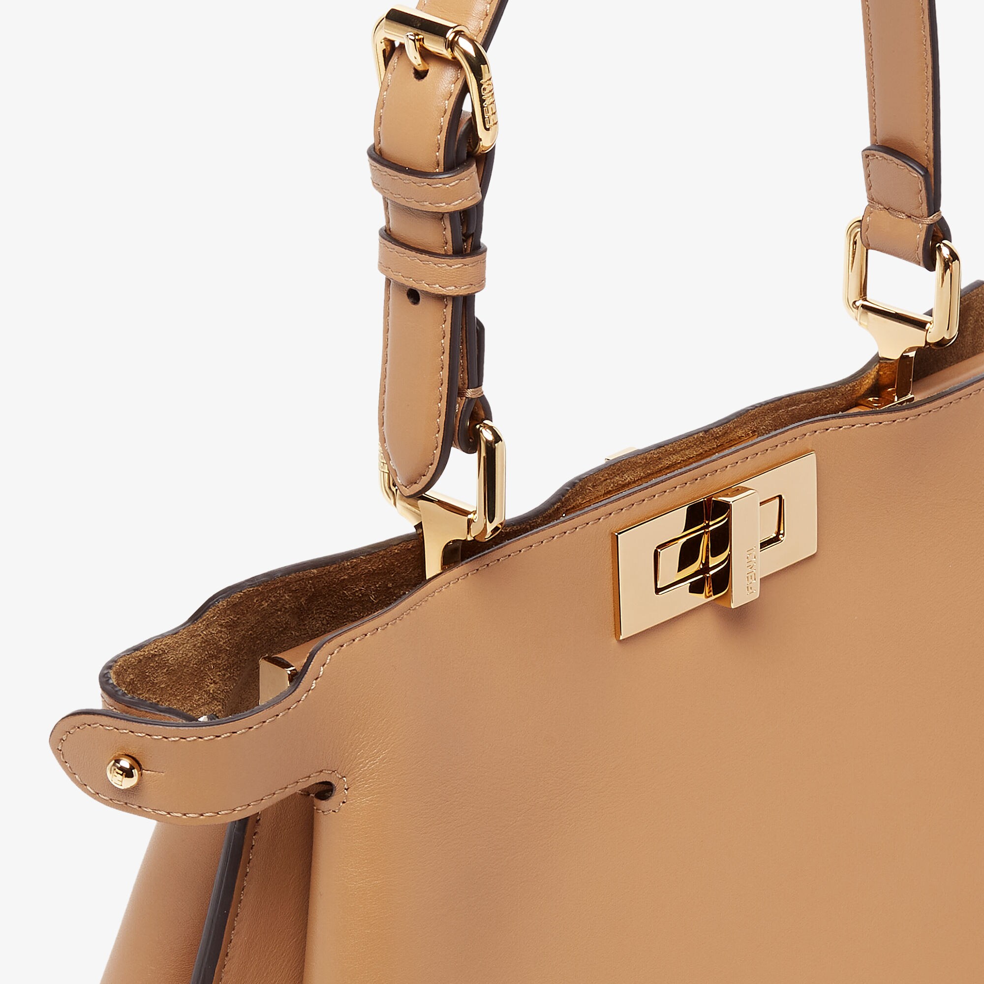 FENDI 25SS PEEKABOO SOFT LARGE ベージュ クロシェバッグ FENDI's iconic Peekaboo Soft bag arrives in mini version