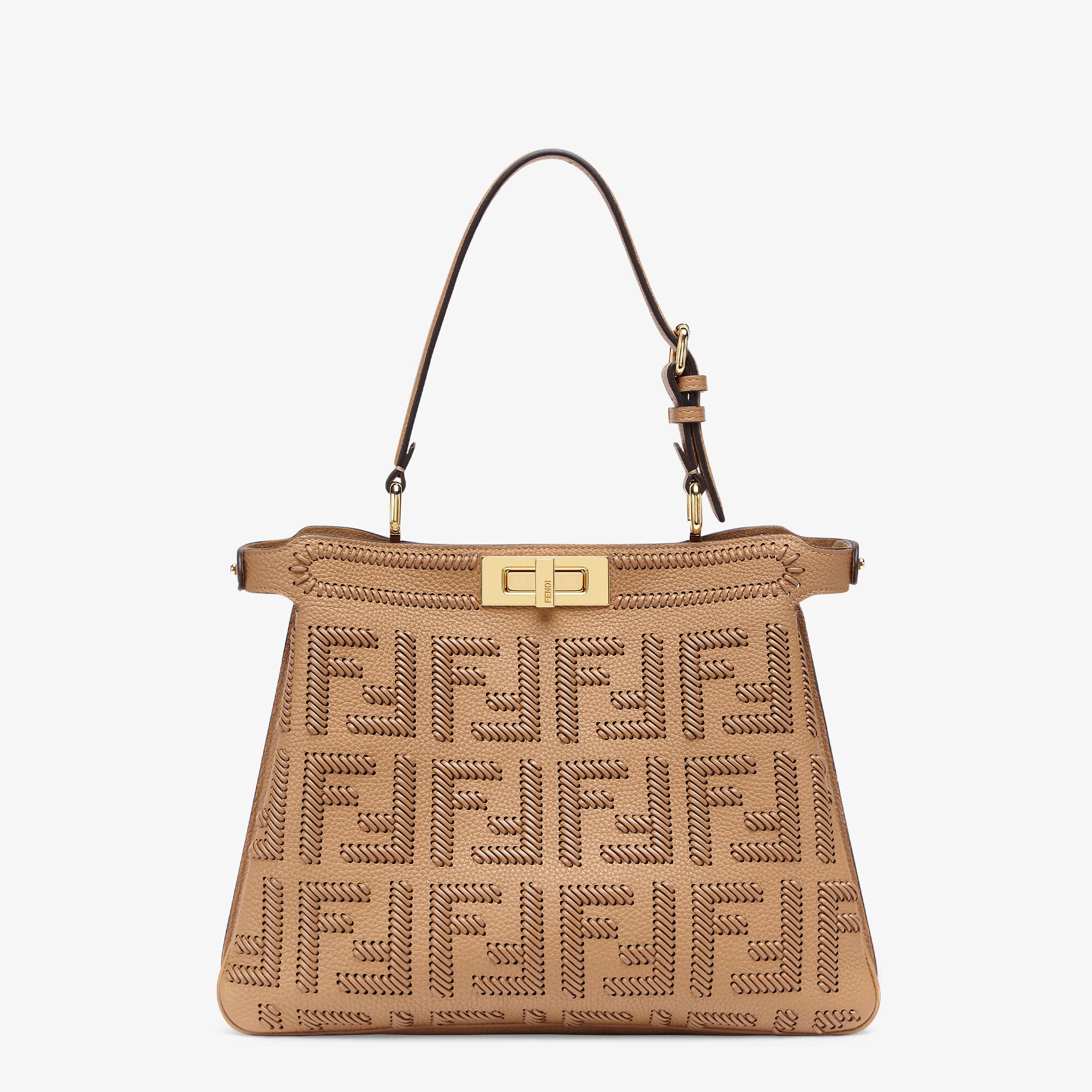 ピーカブー ソフト ミディアム カーフレザー ベージュ | Fendi