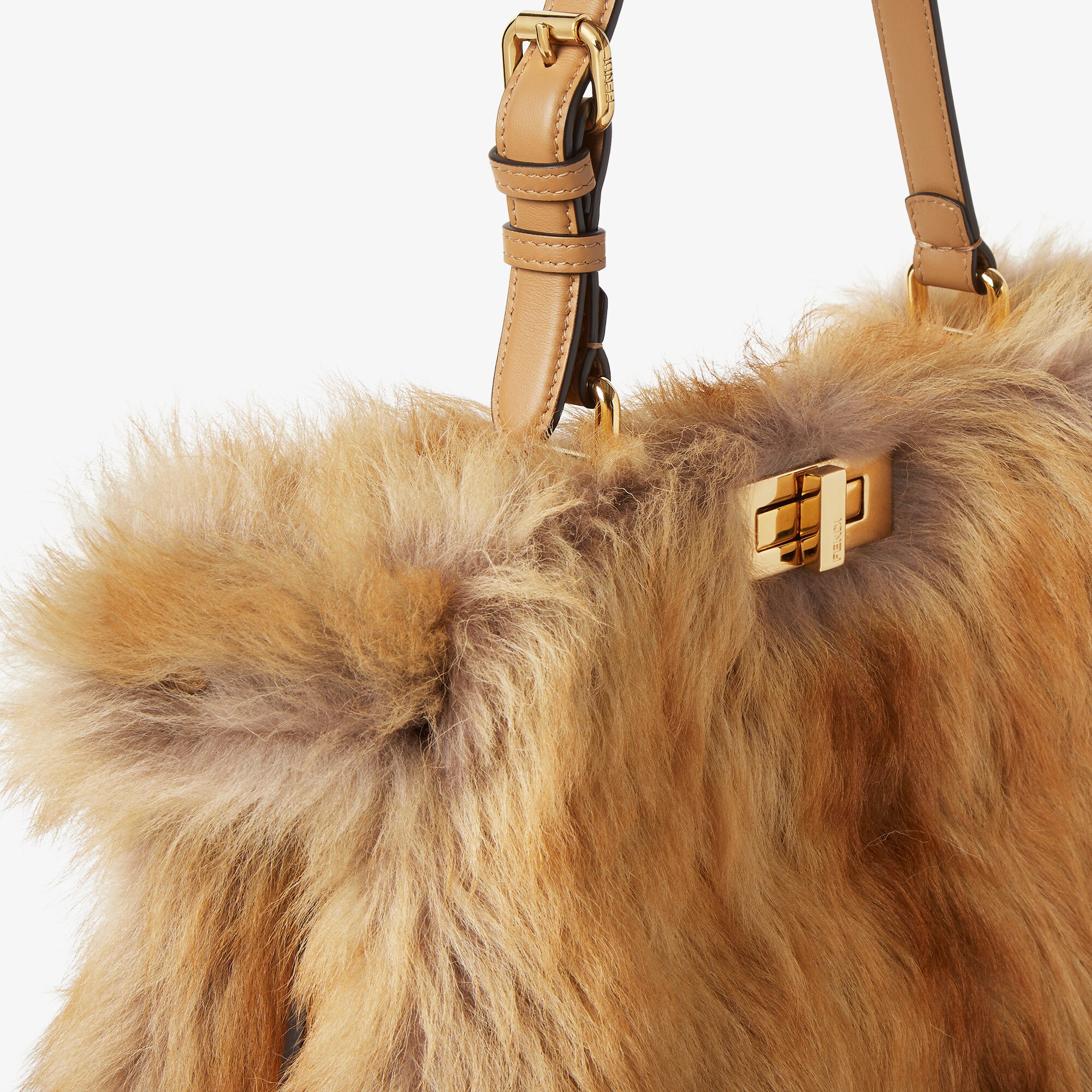 FENDI 毛布 140cm X 210cm FENDI 毛布 140cm X 210cm FENDI 毛布 140cm X 210cm Blanket