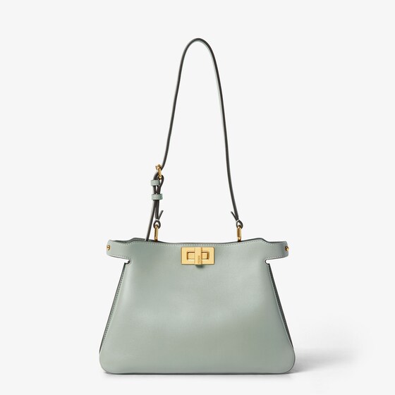 Fendi Green Peekaboo Shoulder Bag In Green