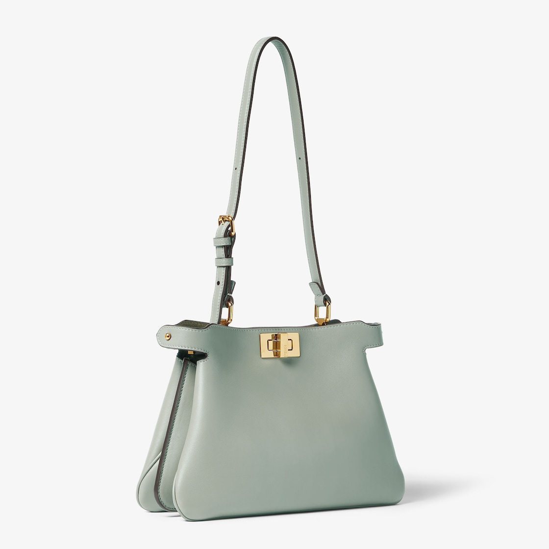 レザー のウィ ウィメンズ 向けデザイナー バッグ | FENDI JP レザー のウィ ウィメンズ 向けデザイナー バッグ | FENDI JP