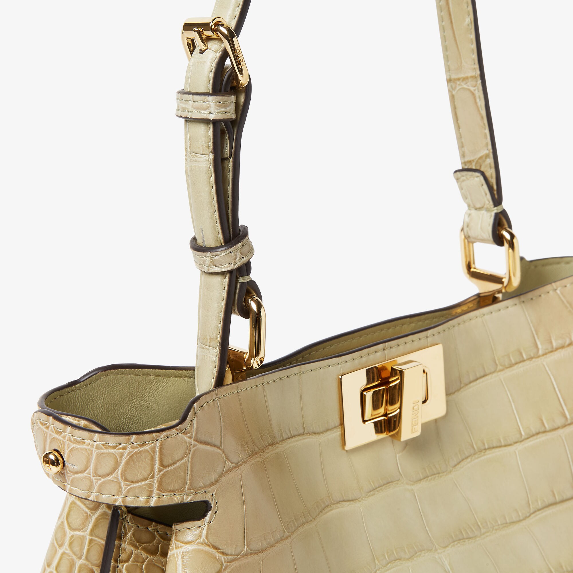 ピーカブー ソフト スモール レザー グリーン | Fendi