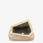 حقيبة Fendi First بحجم متوسط
