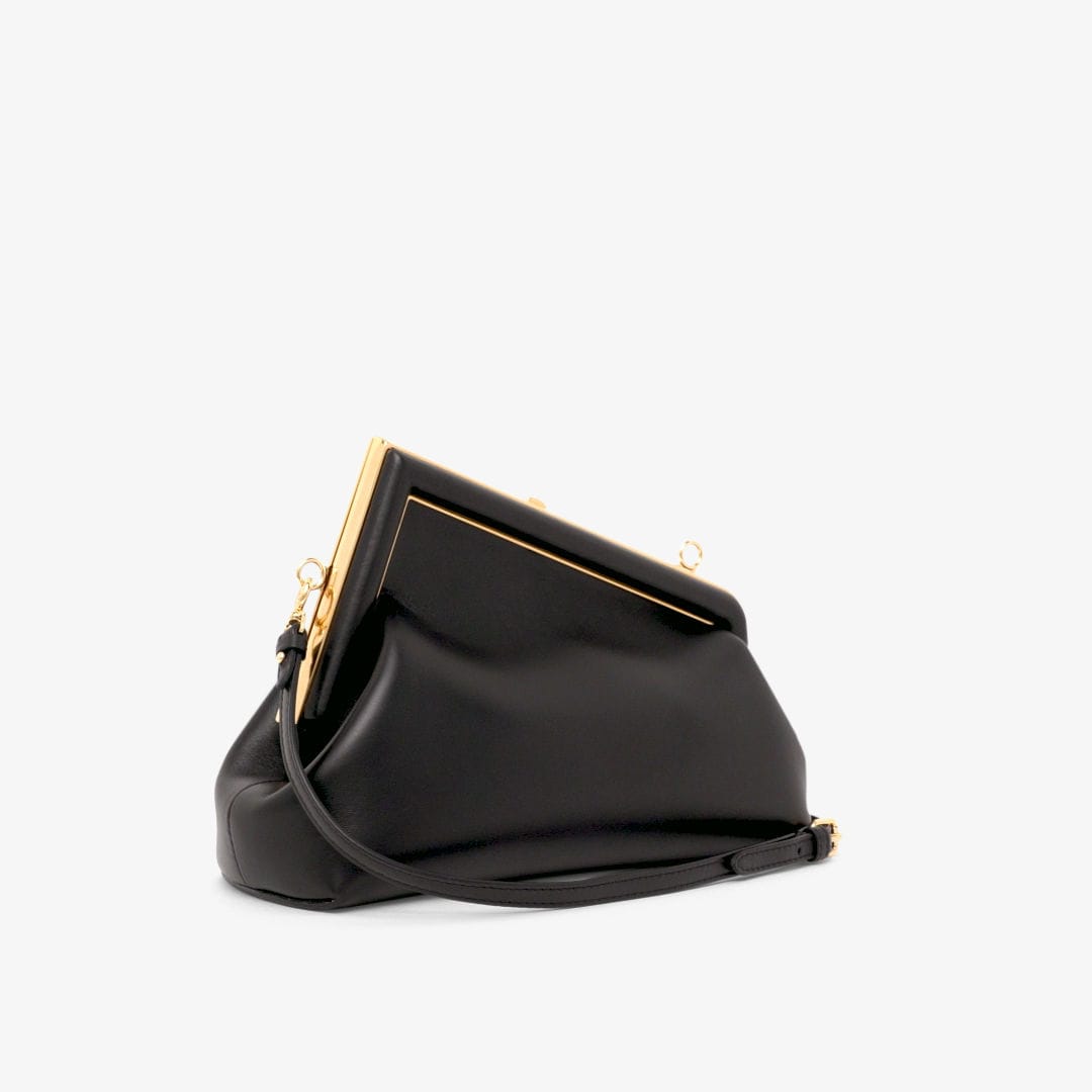 小型款式FENDI First