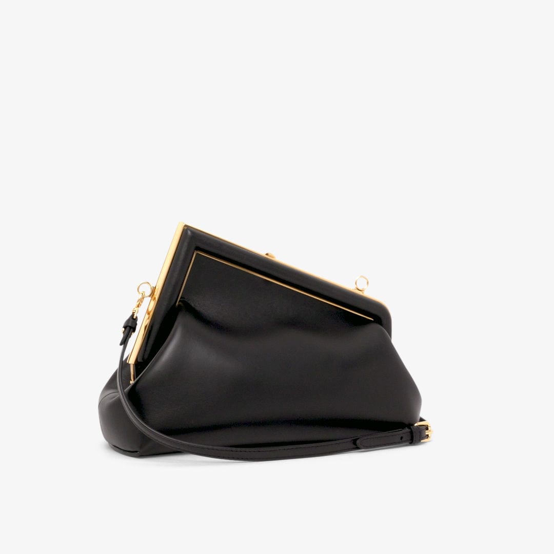 小型款式FENDI First