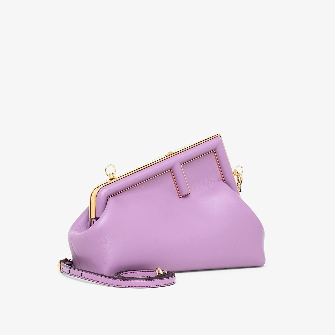 Fendi First小号手袋- 紫丁香色皮革包款| Fendi