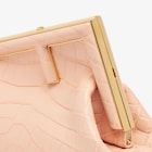 小型款式FENDI First