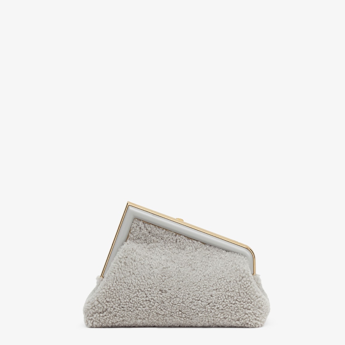 حقيبة Fendi First بحجم صغير