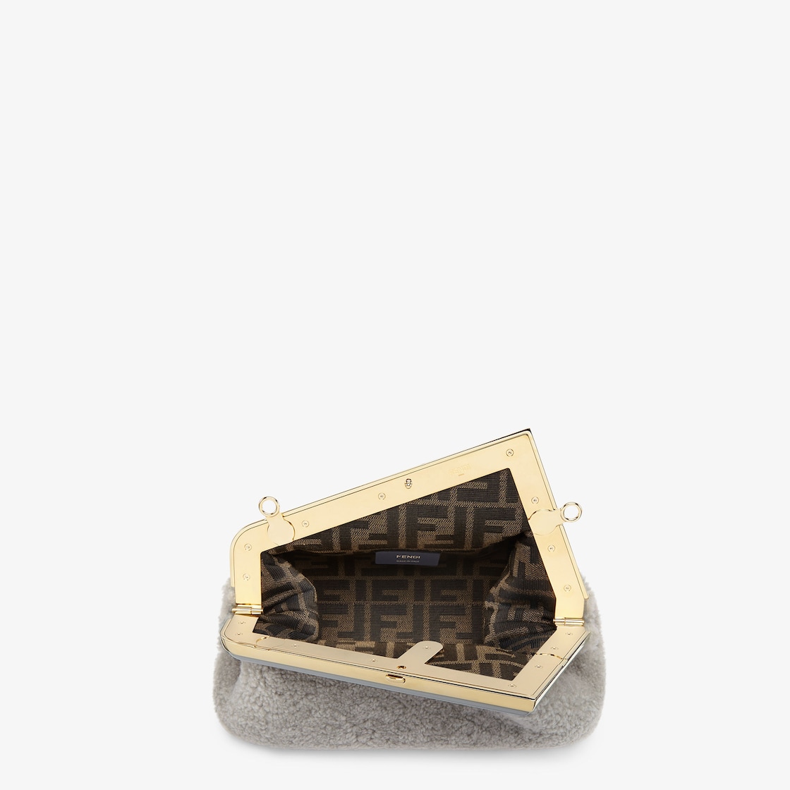 حقيبة Fendi First بحجم صغير