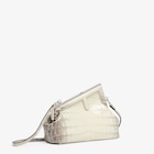 小型款式Fendi First