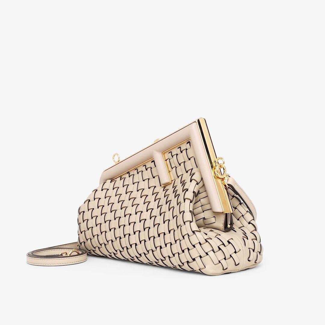 フェンディ ファースト スモール - ベージュ レザーブレード バッグ