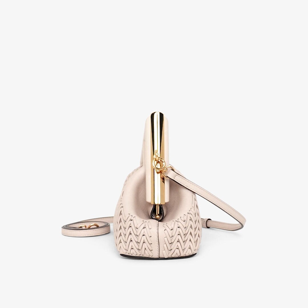 フェンディ ファースト スモール レザー ピンク | Fendi