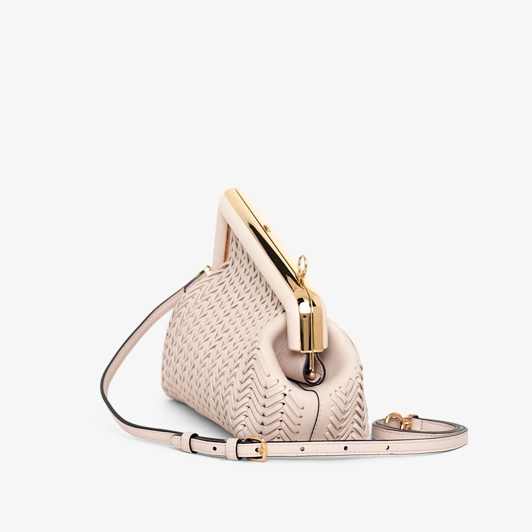 フェンディ ファースト スモール レザー ピンク | Fendi フェンディ ファースト スモール レザー ピンク | Fendi