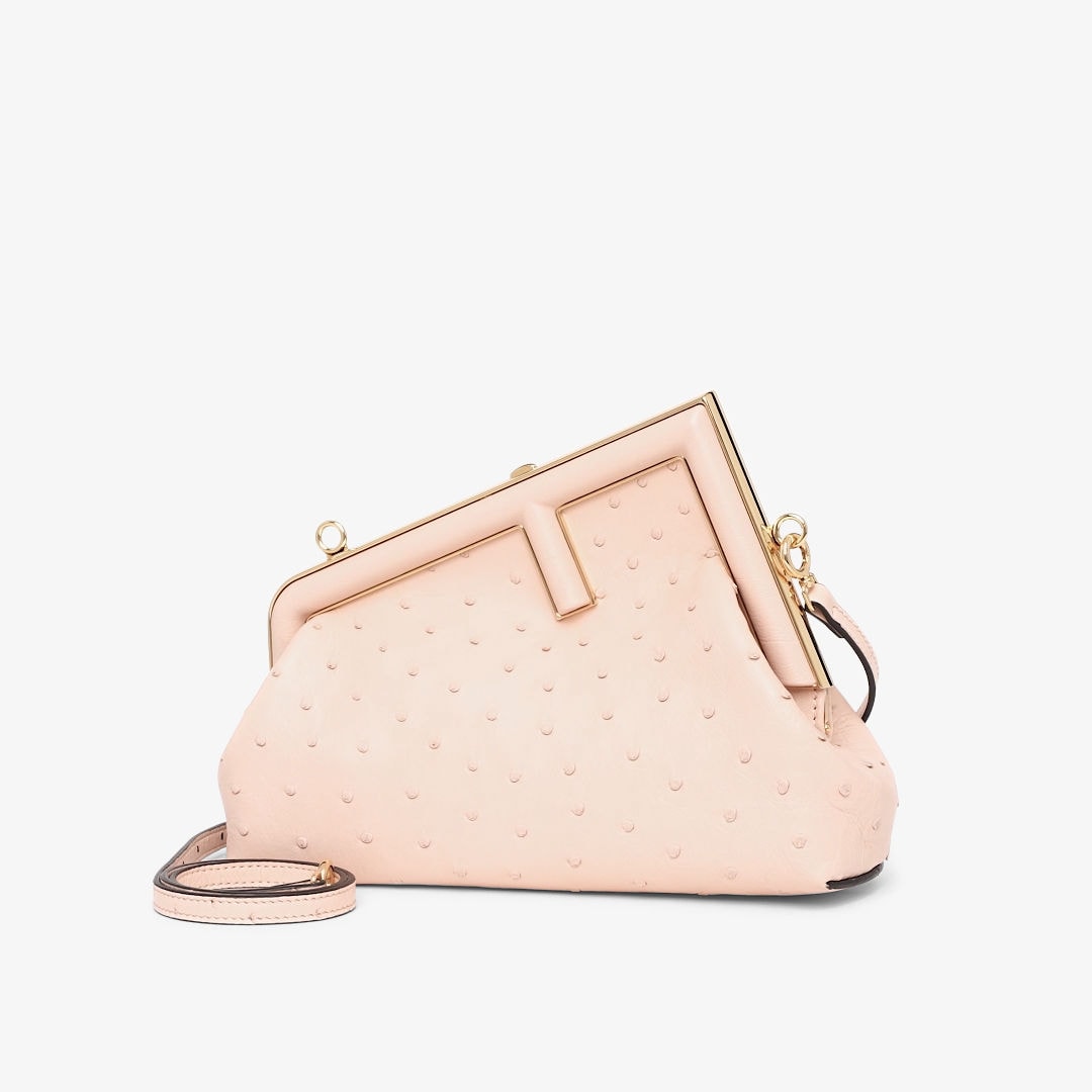 حقيبة Fendi First بحجم صغير