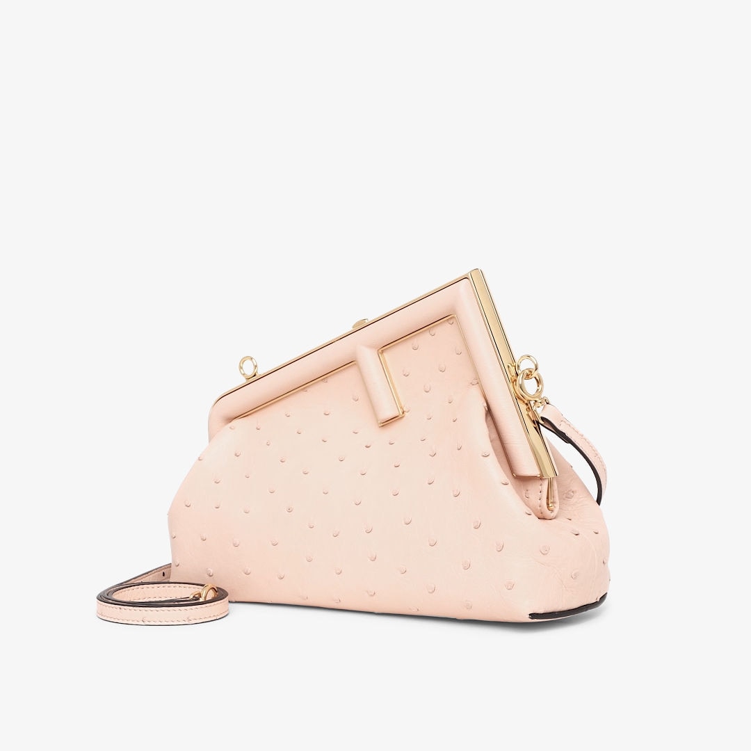 حقيبة Fendi First بحجم صغير