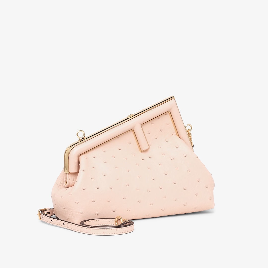 حقيبة Fendi First بحجم صغير