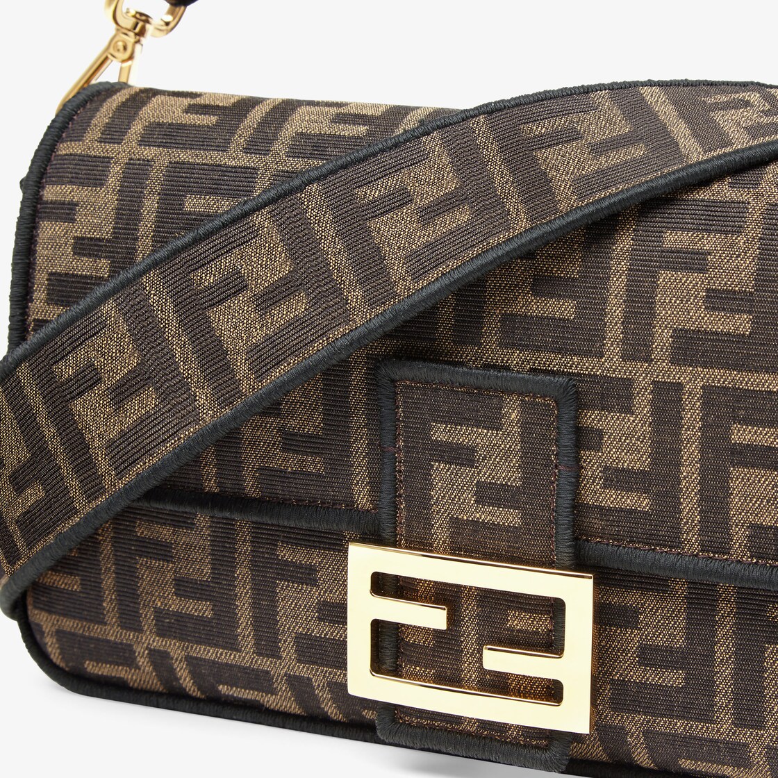 Baguette fabric handbag Fendi Brown in Cloth - 36066862