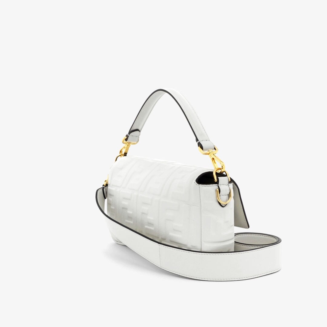 Baguette - White leather bag | Fendi