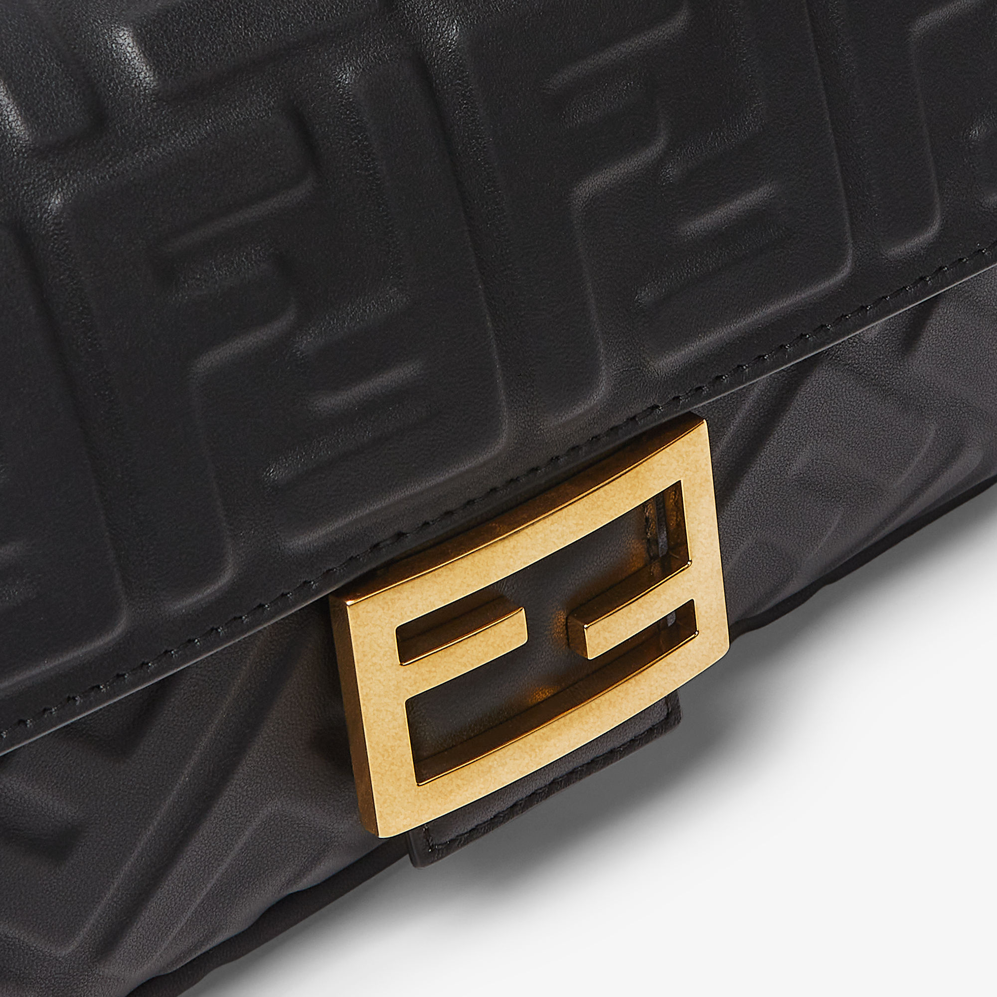 Fendi black leather baguette sales