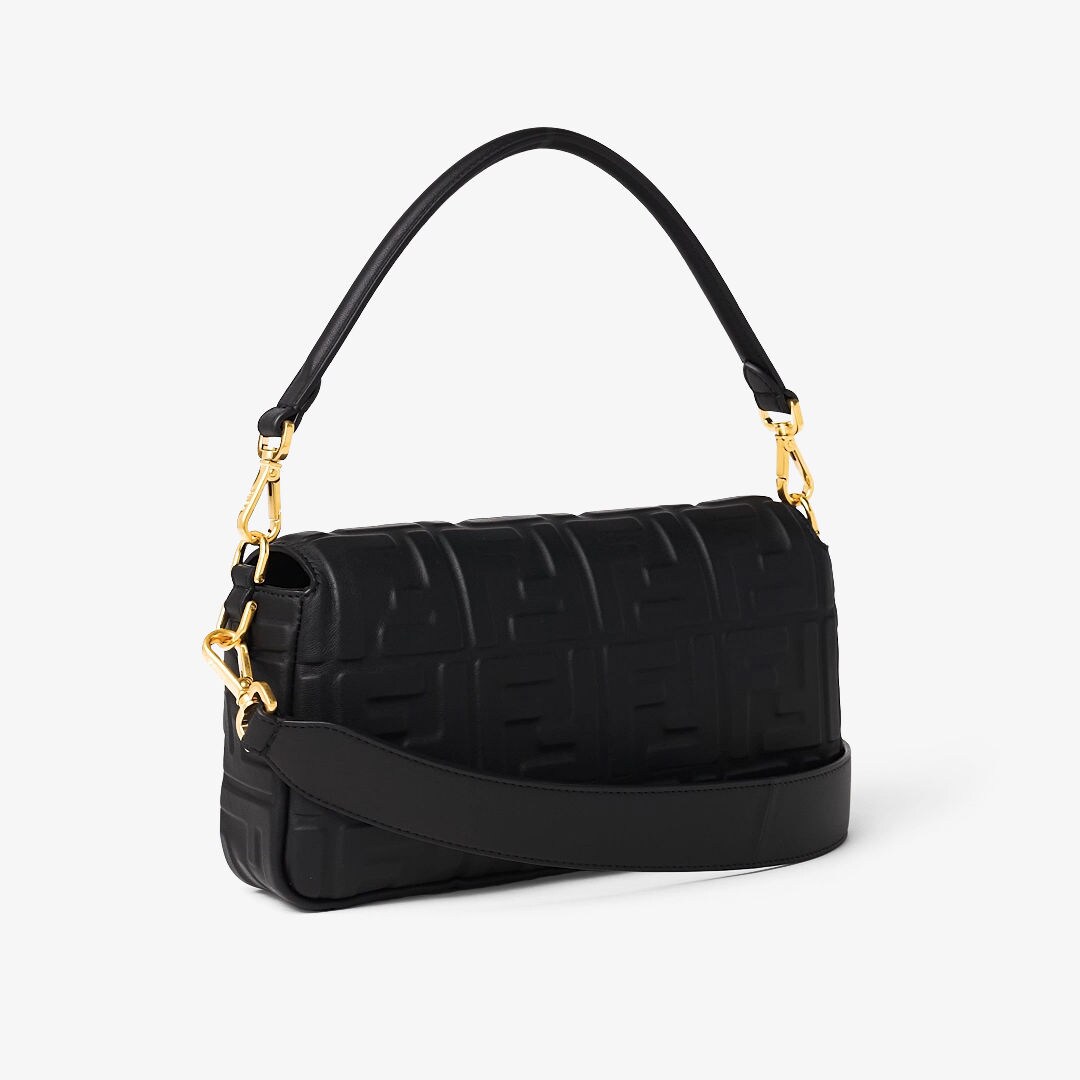 Baguette - Black leather bag | Fendi